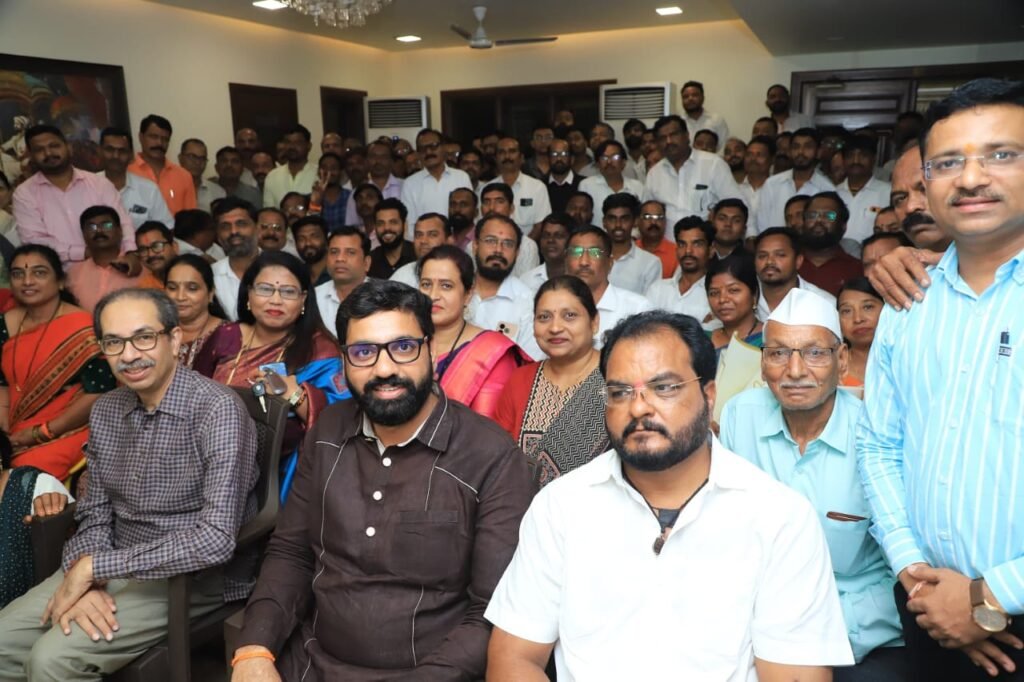 पिंपरी चिंचवडचे शिवसैनिक उद्धव ठाकरे यांच्या सोबत – चेतन पवार