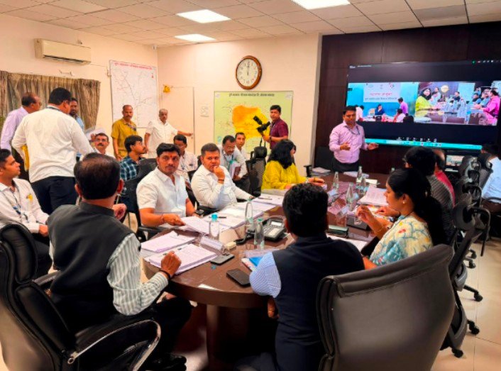 पीएमपीएमएलमध्ये ज्येष्ठ नागरिकांना ५० टक्के सवलत