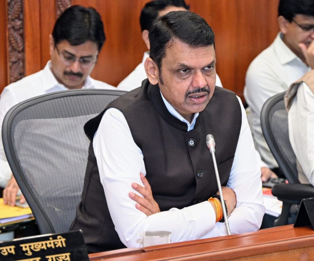 गणेश मंडळांनी प्रसादाची शुद्धता जपावी; अन्न व औषध प्रशासनाच्या नियमांचे काटेकोरपणे पालन करावे – मुख्यमंत्री देवेंद्र फडणवीस